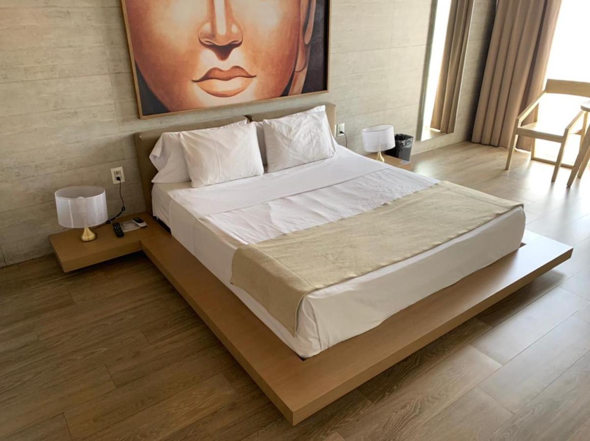 غوادالاجارا Motel Okura Villas Y Suites المظهر الخارجي الصورة