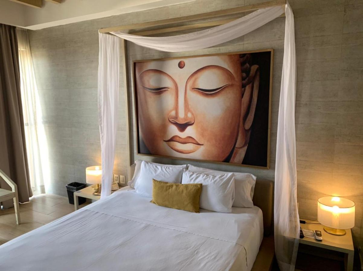 غوادالاجارا Motel Okura Villas Y Suites المظهر الخارجي الصورة