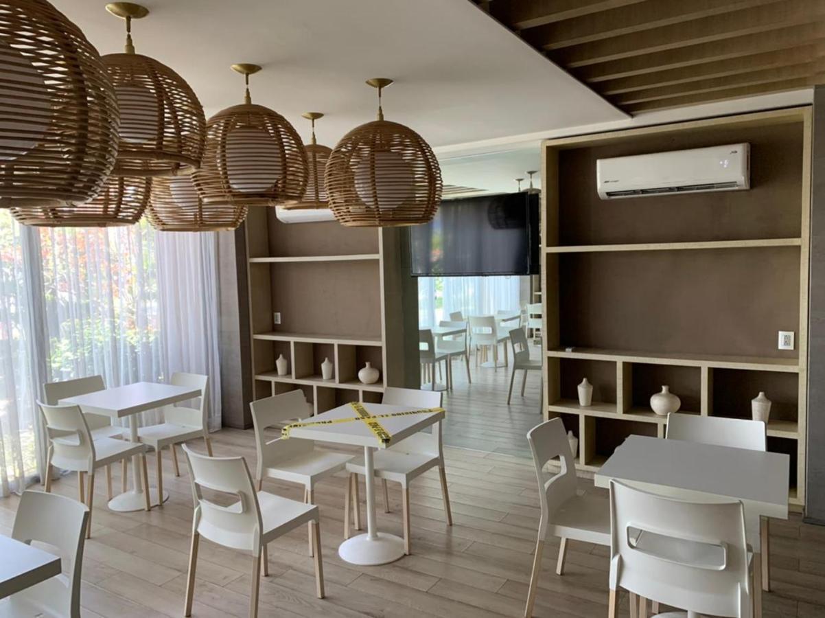 غوادالاجارا Motel Okura Villas Y Suites المظهر الخارجي الصورة