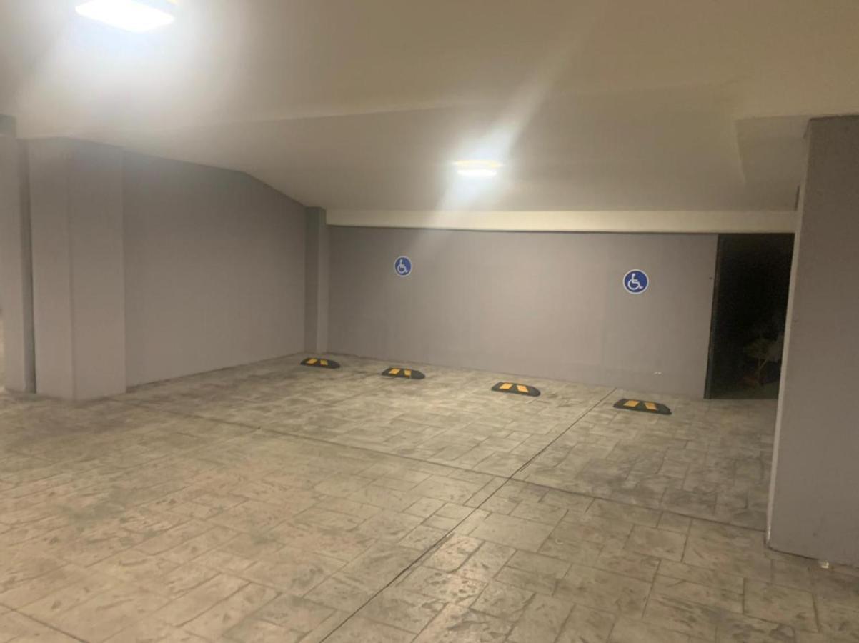 غوادالاجارا Motel Okura Villas Y Suites المظهر الخارجي الصورة