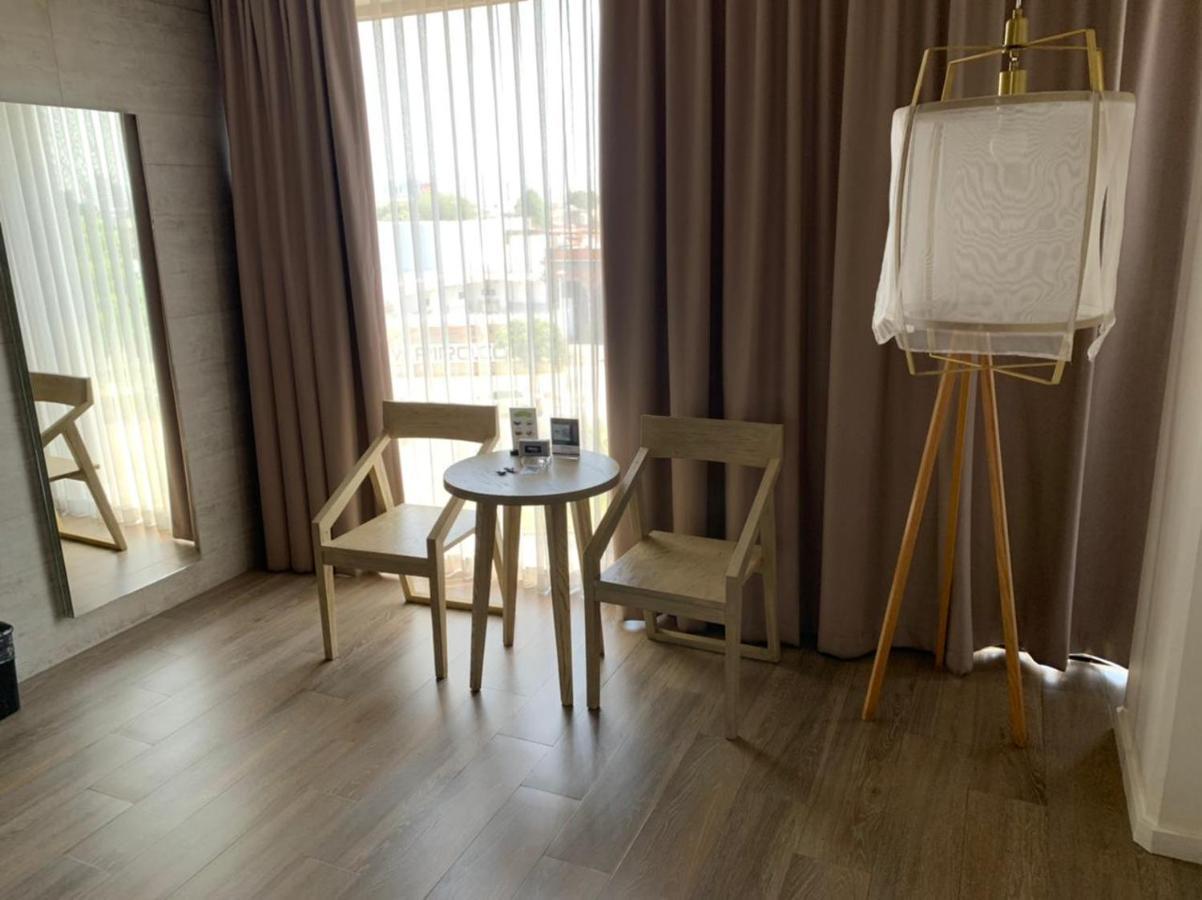 غوادالاجارا Motel Okura Villas Y Suites المظهر الخارجي الصورة