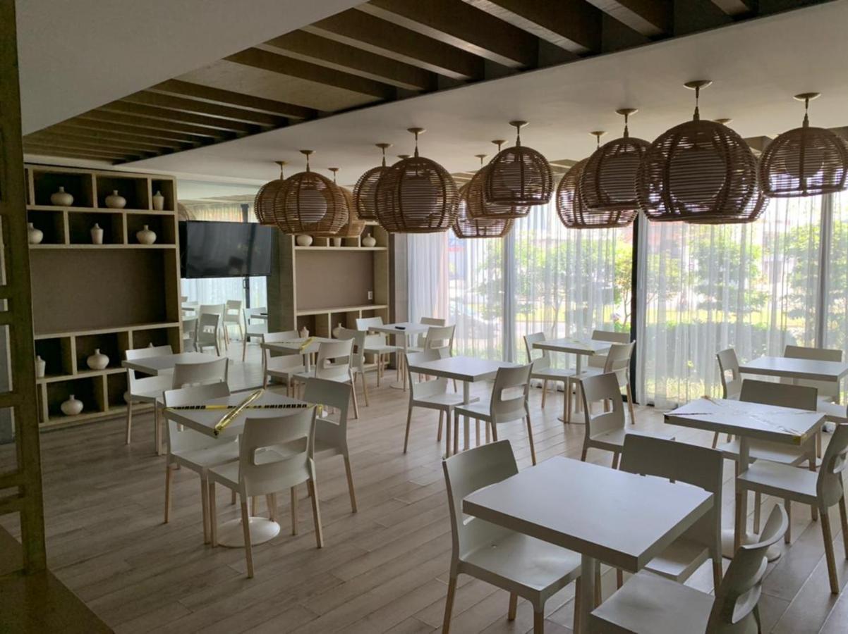 غوادالاجارا Motel Okura Villas Y Suites المظهر الخارجي الصورة