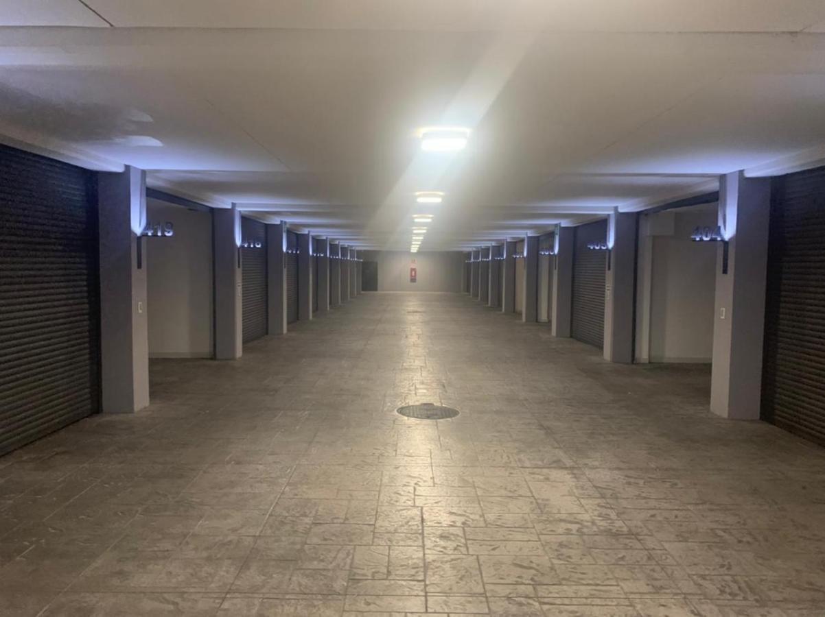 غوادالاجارا Motel Okura Villas Y Suites المظهر الخارجي الصورة